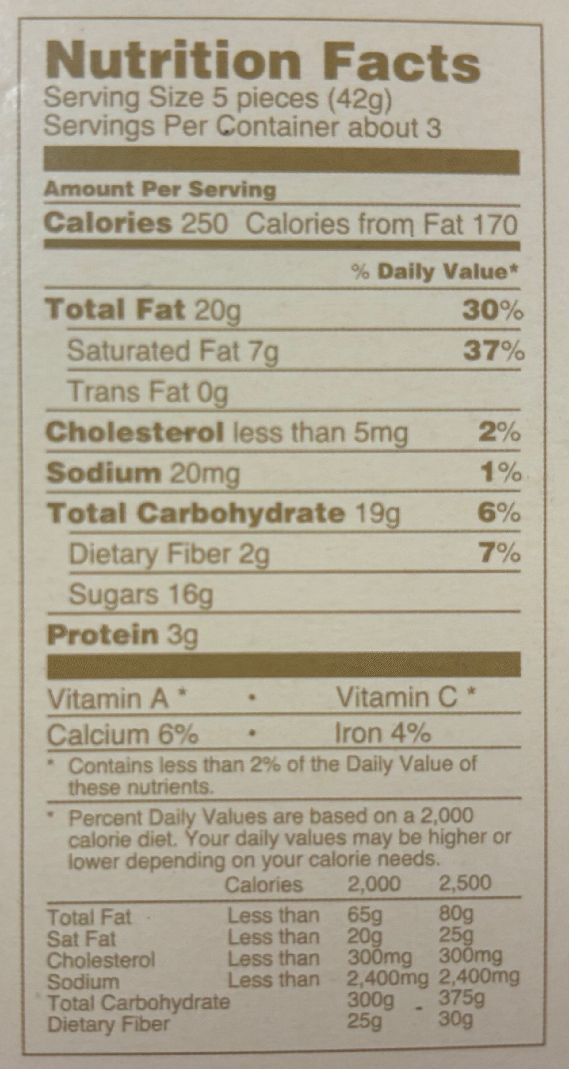 ミルクチョコレート ホールマカダミアナッツ 15粒 – Hawaiian King Candies